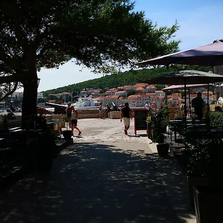 M & J Pensjonat Korčula