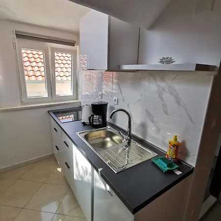 Guest house M & J Korcula Town