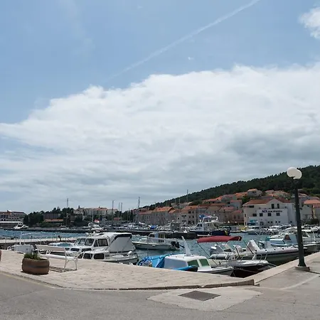 Гостевой дом M & J 3*